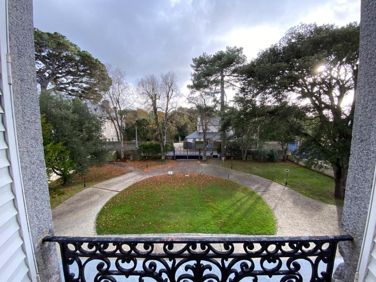 Manoir Le Castel & Villa Beaumaris Saint-Malo Bagian luar foto